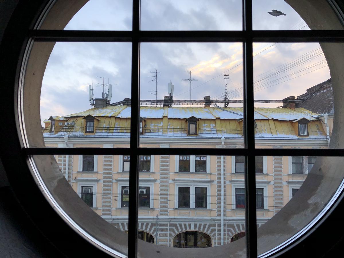 Lomonosov Hotel San Petersburgo Exterior foto